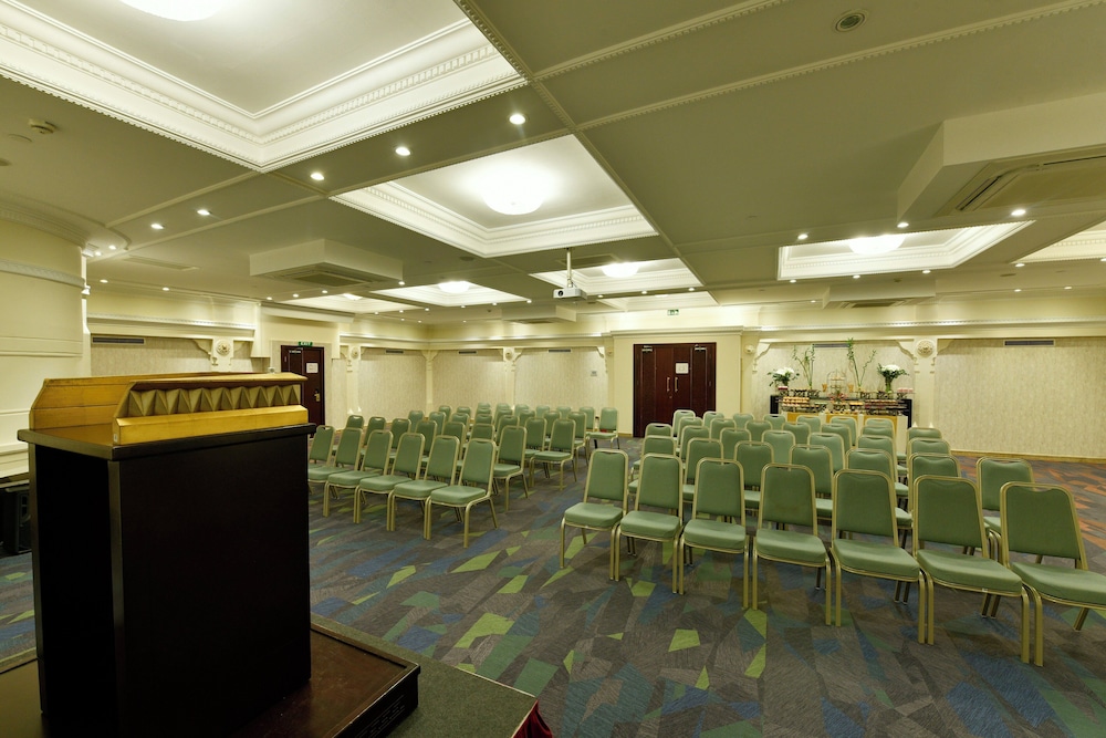 Crowne Plaza Istanbul - Old City by IHG — Hotel building in Istanbul, Istanbul