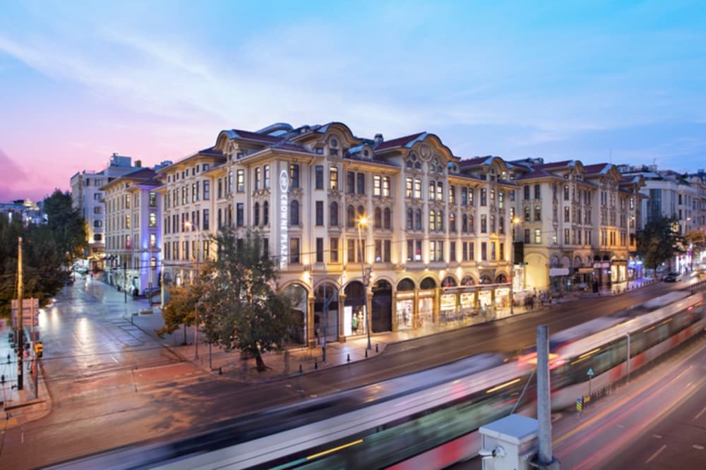 Crowne Plaza Istanbul - Old City by IHG — Main photo in Istanbul, Istanbul