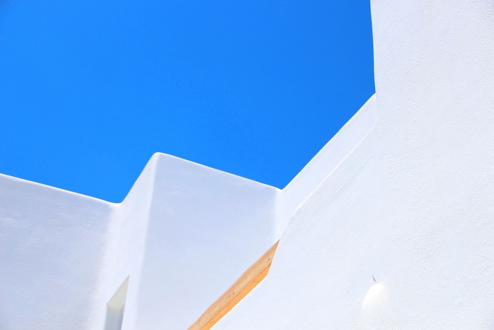 Cavo Bianco Boutique Hotel & Spa — Hotel building in Kamari, South Aegean