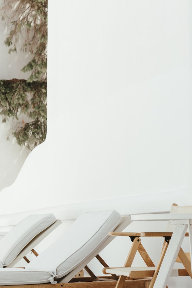 Cavo Bianco Boutique Hotel & Spa — Hotel rooms in Kamari, South Aegean