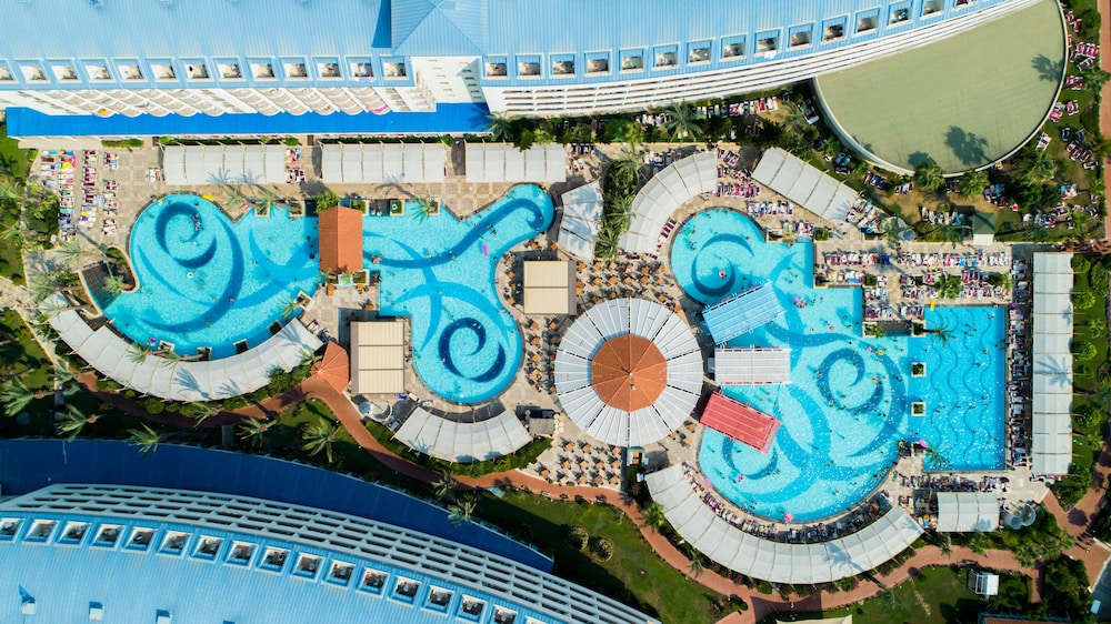 Crystal Admiral Aqua Collection — Swimming pool in Manavgat