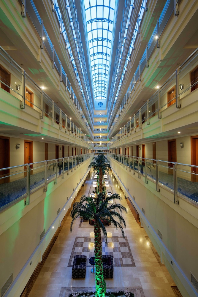 Crystal Admiral Aqua Collection — Hotel building in Manavgat