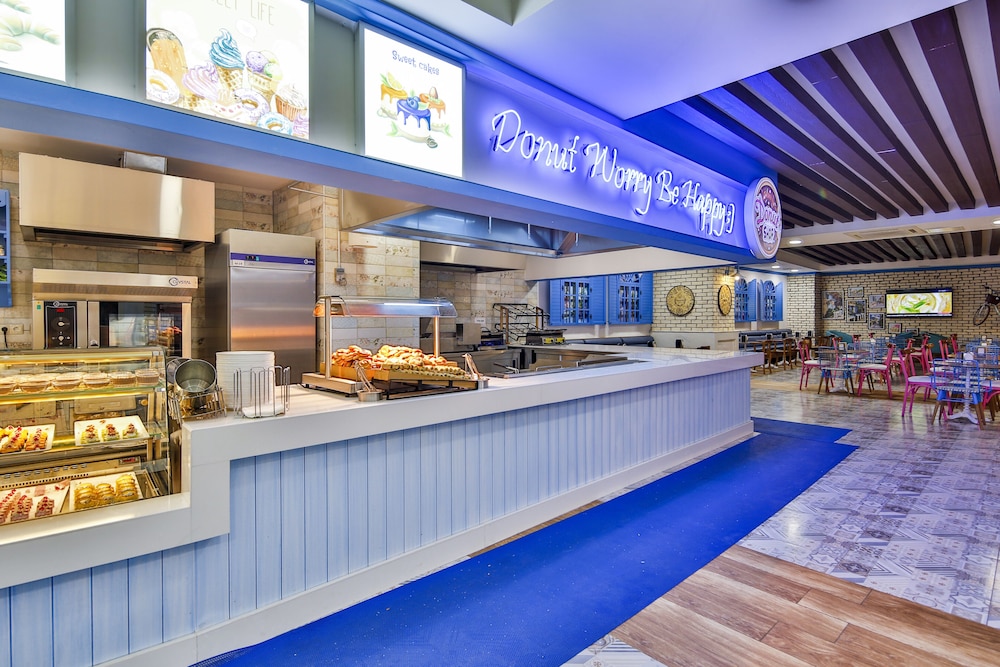 Crystal Admiral Aqua Collection — Restaurant & bars in Manavgat