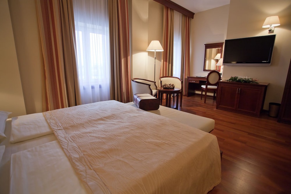 BO Hotel Palazzo — Hotel rooms in Poreč, Istria