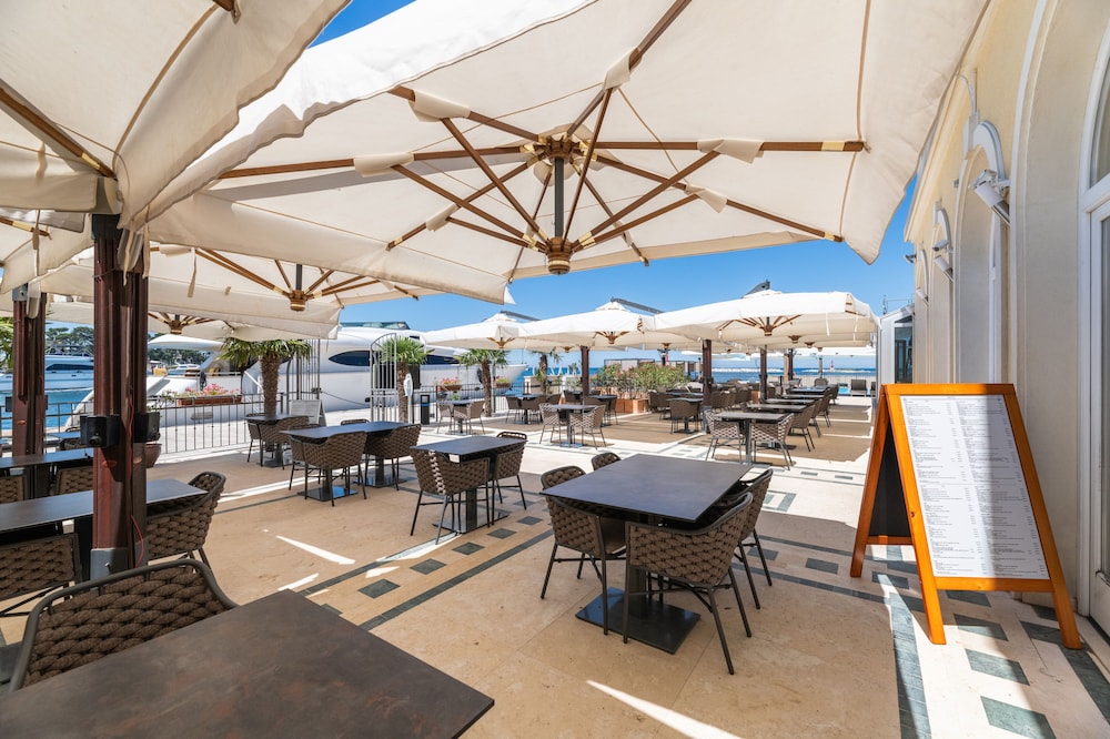 BO Hotel Palazzo — Restaurant & bars in Poreč, Istria