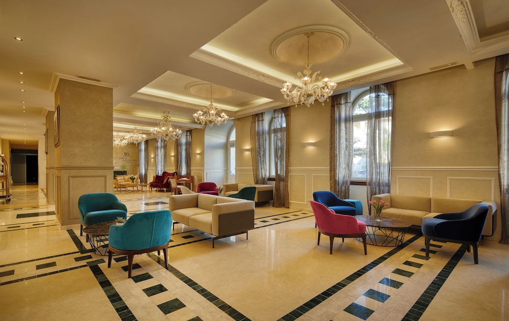 BO Hotel Palazzo — Hotel building in Poreč, Istria