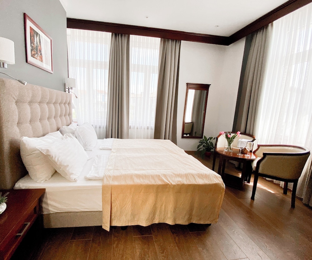 BO Hotel Palazzo — Hotel rooms in Poreč, Istria