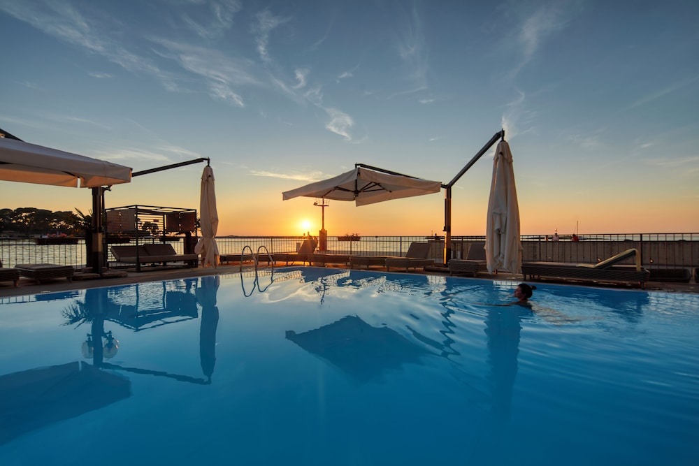 BO Hotel Palazzo — Swimming pool in Poreč, Istria