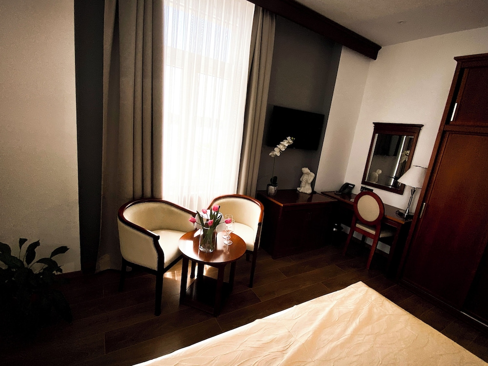 BO Hotel Palazzo — Hotel rooms in Poreč, Istria