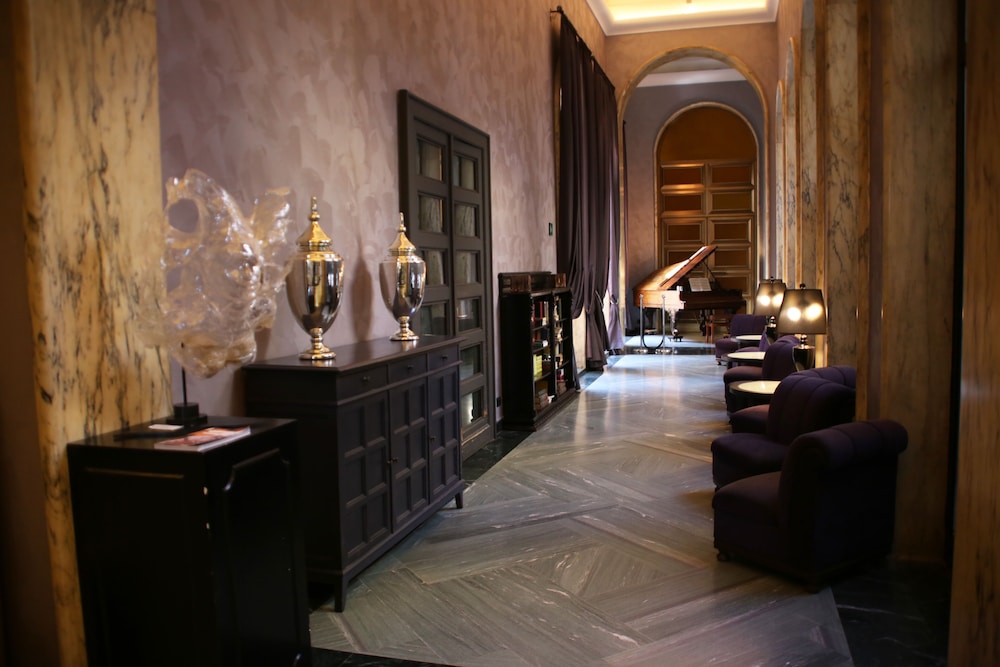 TH Roma - Carpegna Palace — Restaurant & bars in Rome, Lazio