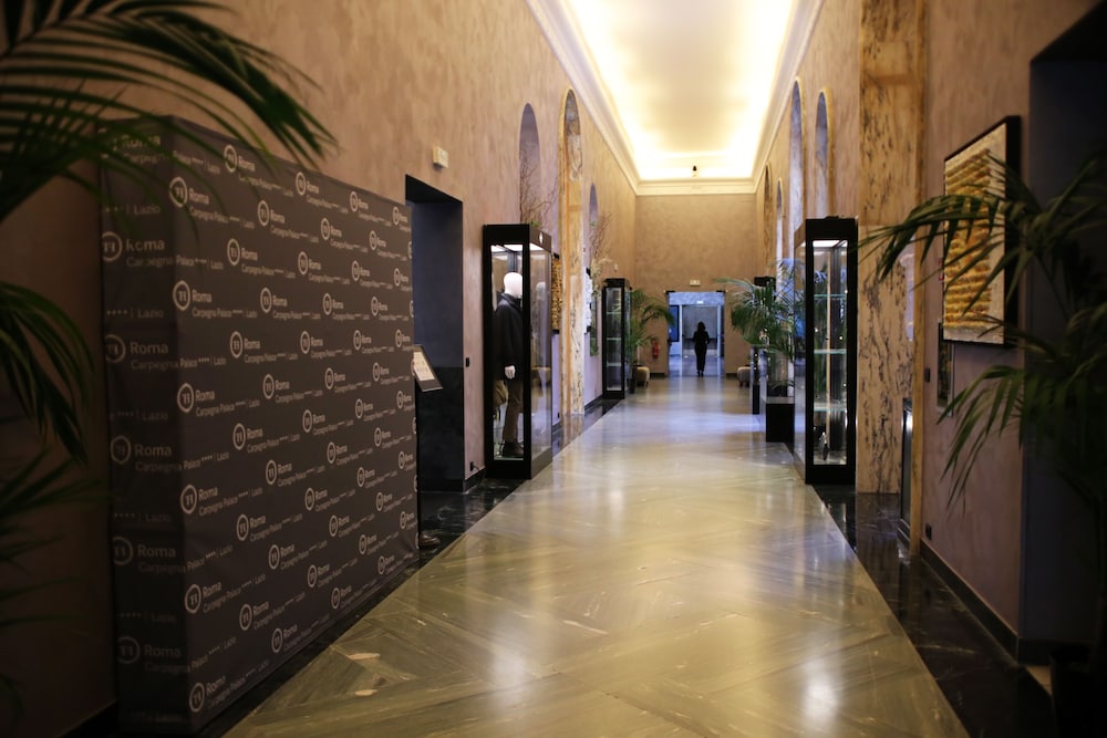 TH Roma - Carpegna Palace — Hotel building in Rome, Lazio