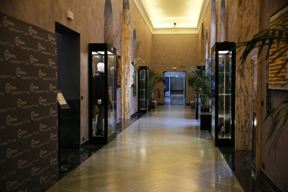 TH Roma - Carpegna Palace — Hotel building in Rome, Lazio
