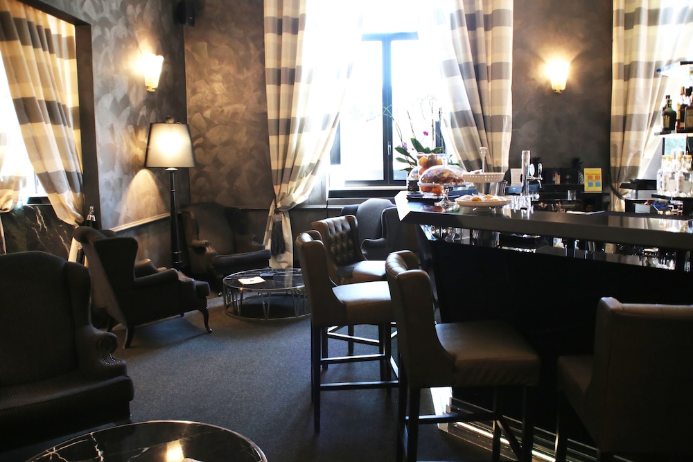 TH Roma - Carpegna Palace — Restaurant & bars in Rome, Lazio