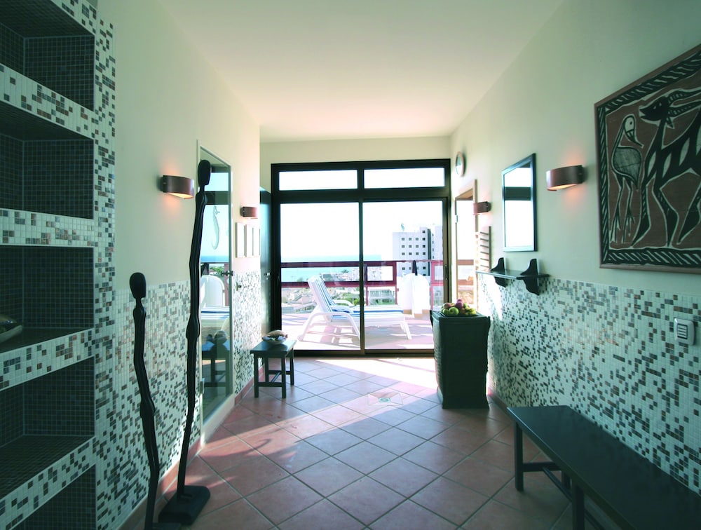 Seaside Sandy Beach — Hotel rooms in Playa del Ingles, Canary Islands