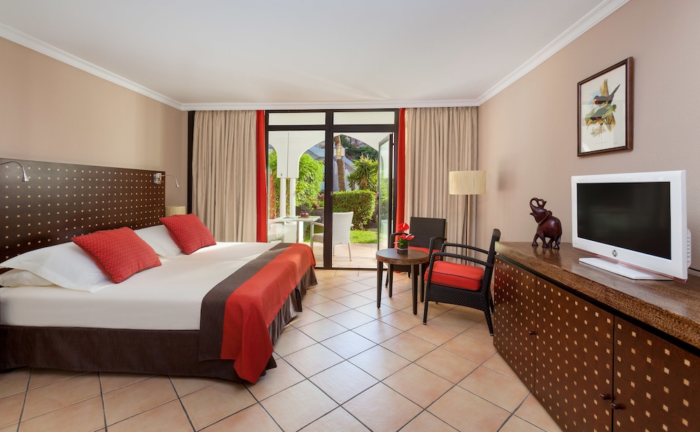 Seaside Sandy Beach — Hotel rooms in Playa del Ingles, Canary Islands