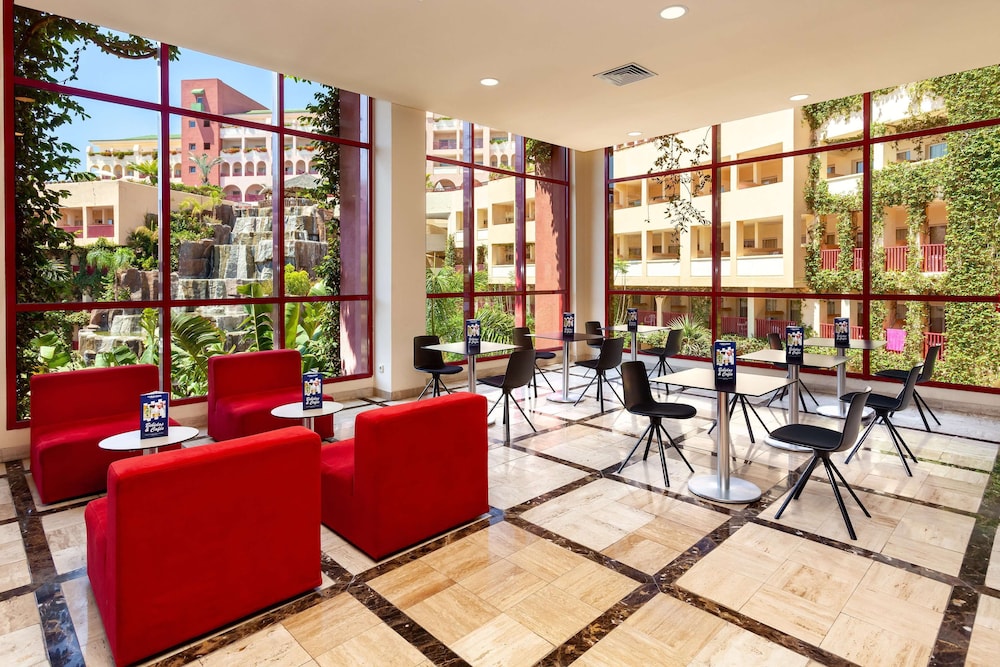 Hotel Best Jacaranda — Restaurant & bars in Costa Adeje, Canary Islands