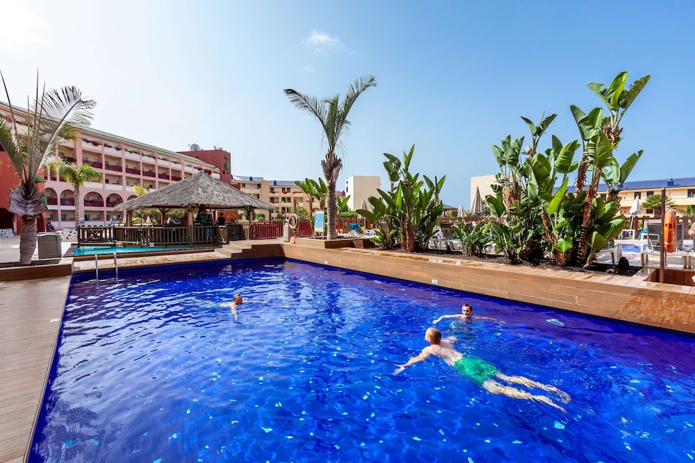 Hotel Best Jacaranda — Swimming pool in Costa Adeje, Canary Islands