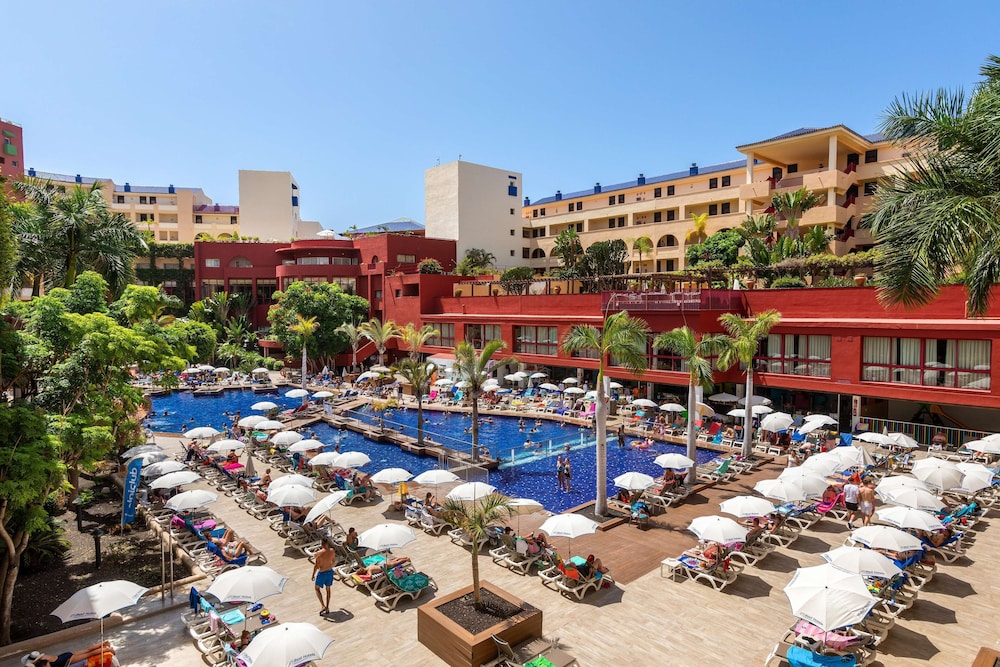 Hotel Best Jacaranda — Swimming pool in Costa Adeje, Canary Islands