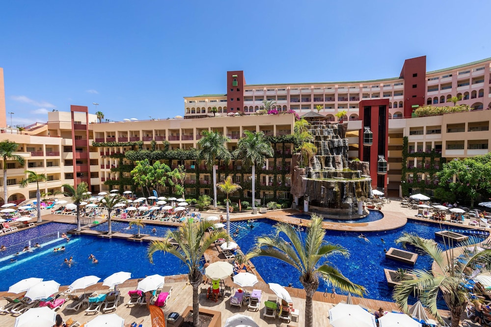 Hotel Best Jacaranda — Swimming pool in Costa Adeje, Canary Islands