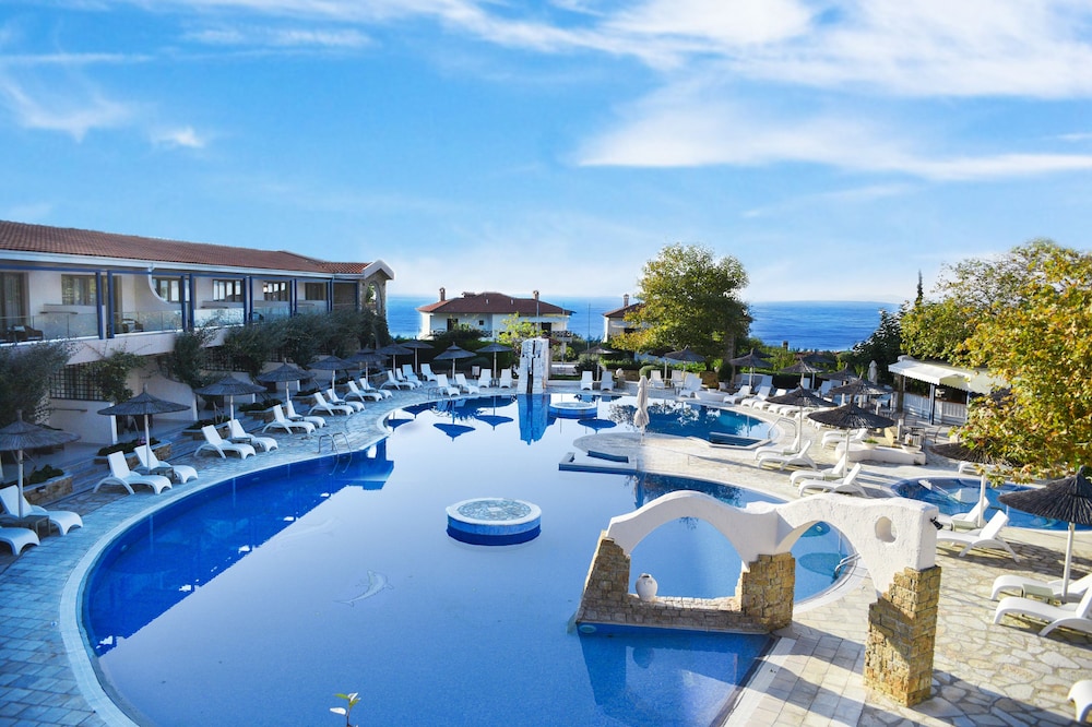 . Acrotel Athena Pallas & Residence