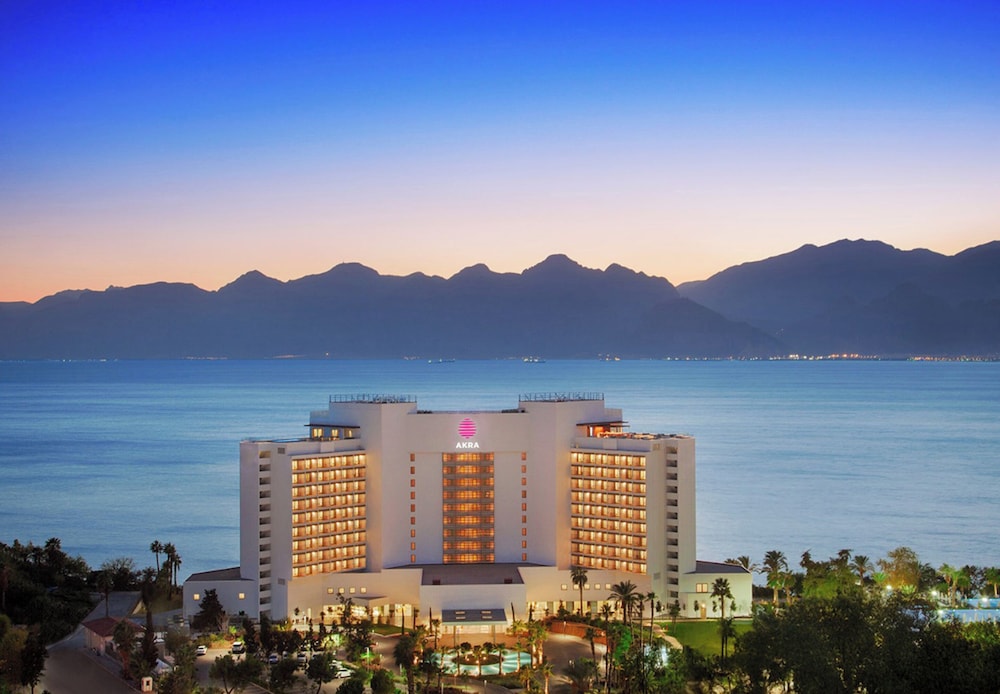 Akra Antalya — Hotel building in Antalya