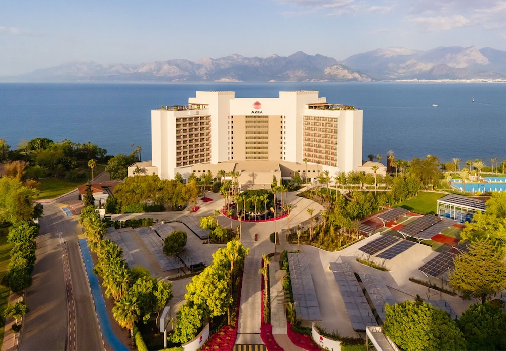 Akra Antalya — Hotel building in Antalya