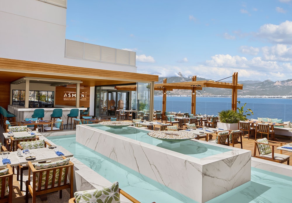 Akra Antalya — Restaurant & bars in Antalya