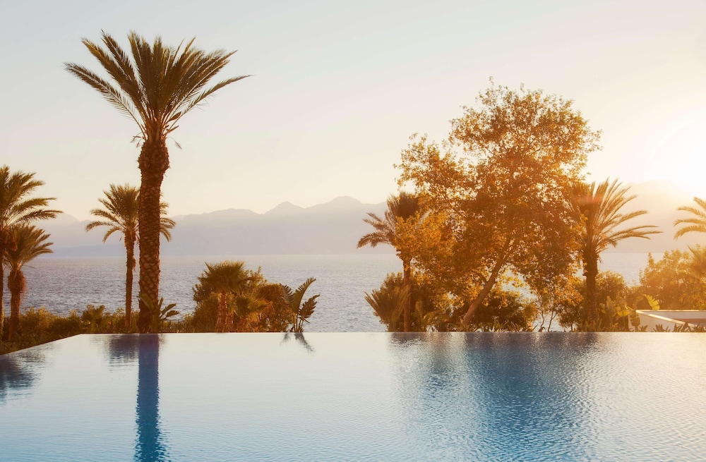 Akra Antalya — Swimming pool in Antalya