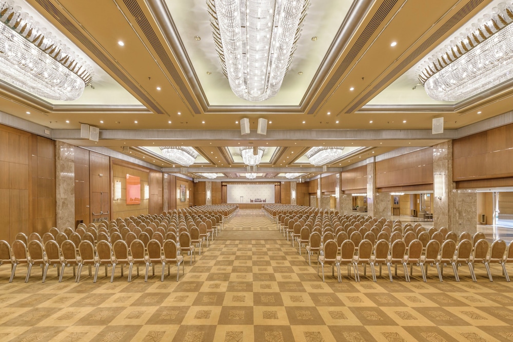Athenaeum InterContinental by IHG — Hotel building in Athens, Attica