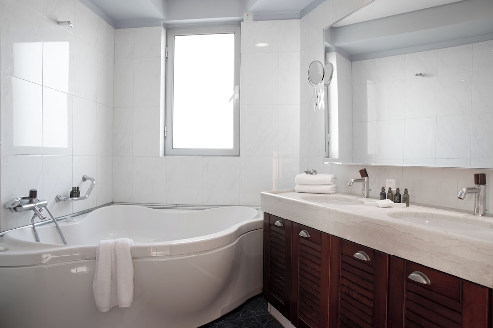 Athenian Callirhoe Hotel — Hotel rooms in Athens, Attica