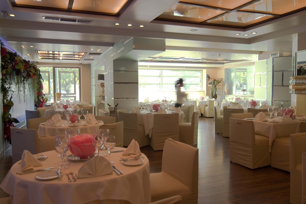 Athenian Callirhoe Hotel — Hotel building in Athens, Attica