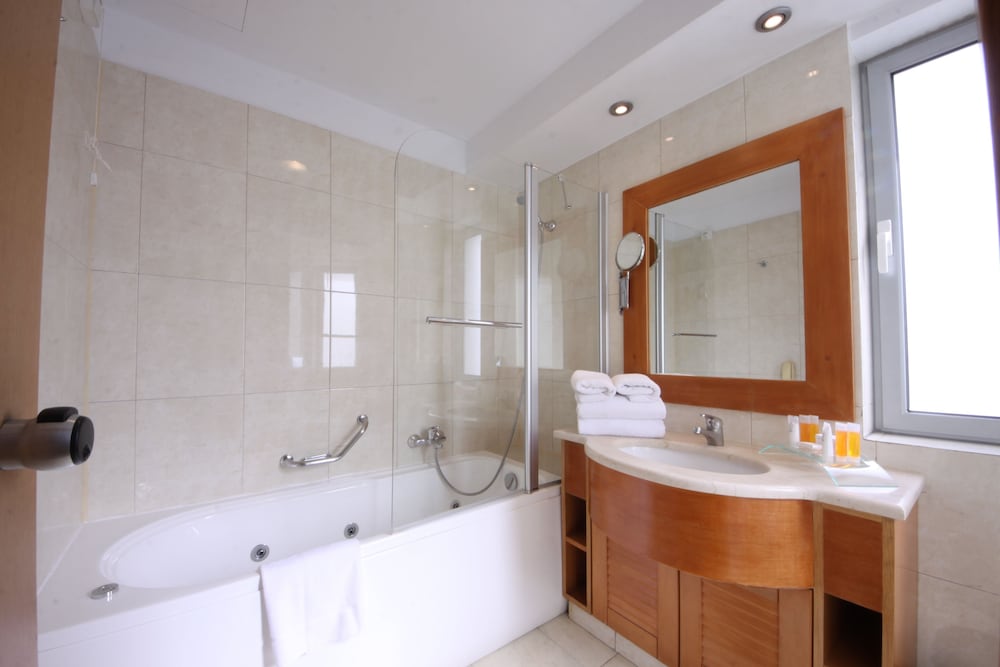 Athenian Callirhoe Hotel — Hotel rooms in Athens, Attica