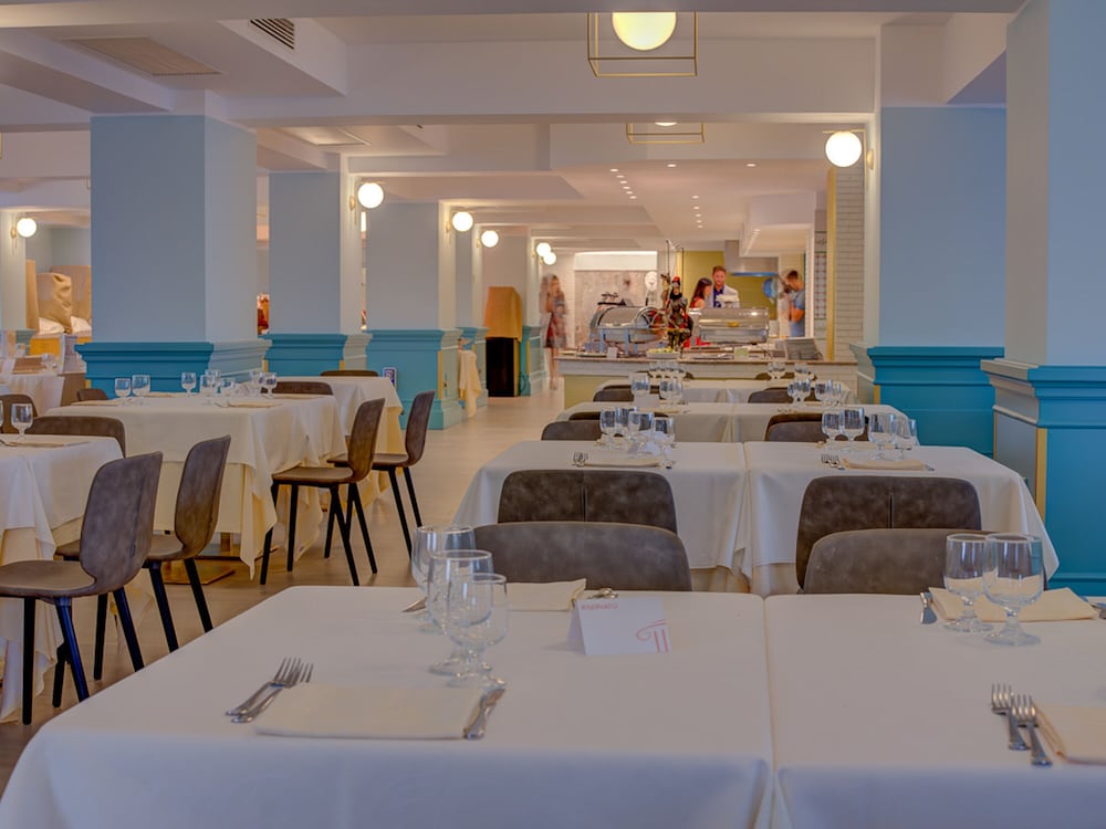 Hotel Antares — Restaurant & bars in Letojanni, Sicily