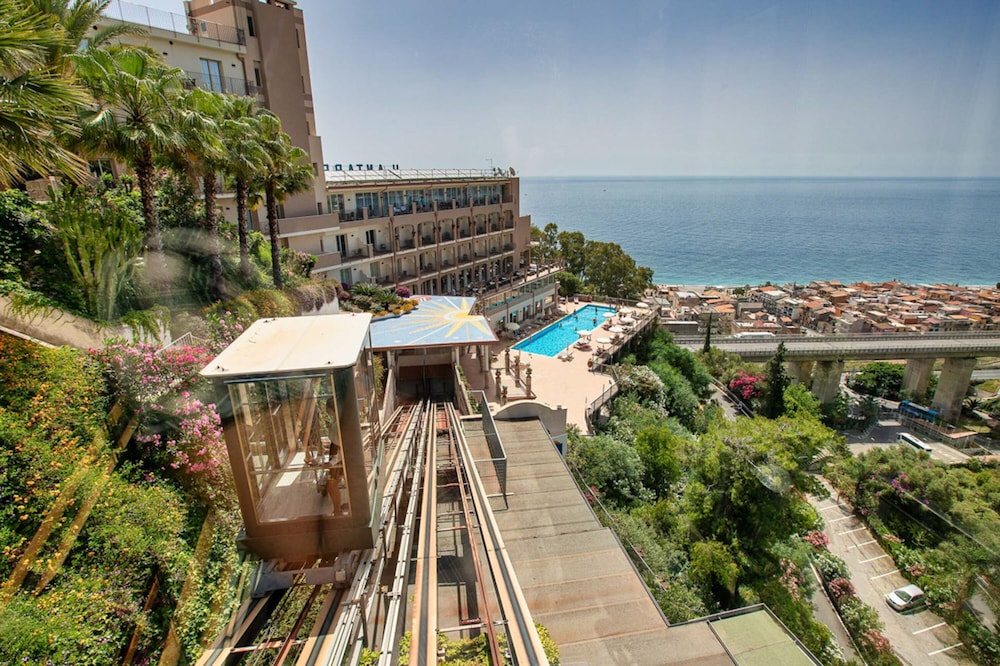 Hotel Antares — Main photo in Letojanni, Sicily