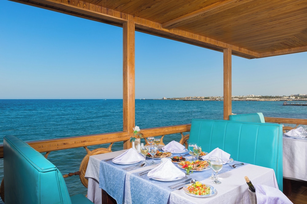 Aladdin Beach Resort - Families and Couples Only — Restaurant & bars in Hurghada, Red Sea