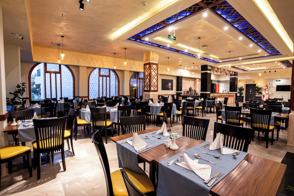 Aladdin Beach Resort - Families and Couples Only — Restaurant & bars in Hurghada, Red Sea