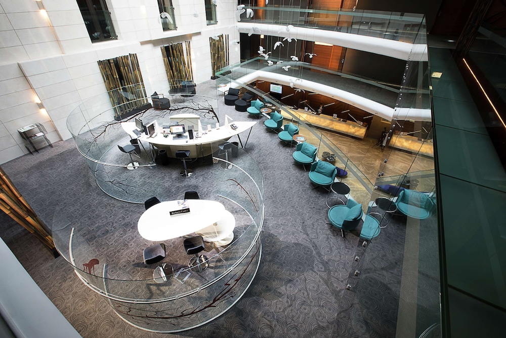 Doubletree By Hilton Istanbul Old Town — Hotel building in Istanbul, Istanbul