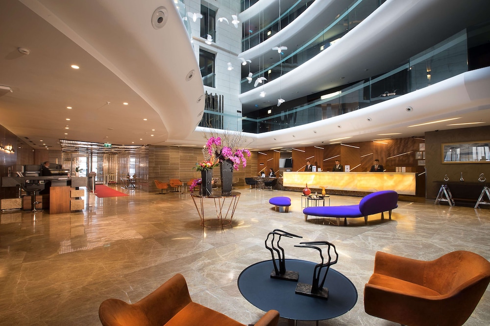 Doubletree By Hilton Istanbul Old Town — Hotel building in Istanbul, Istanbul