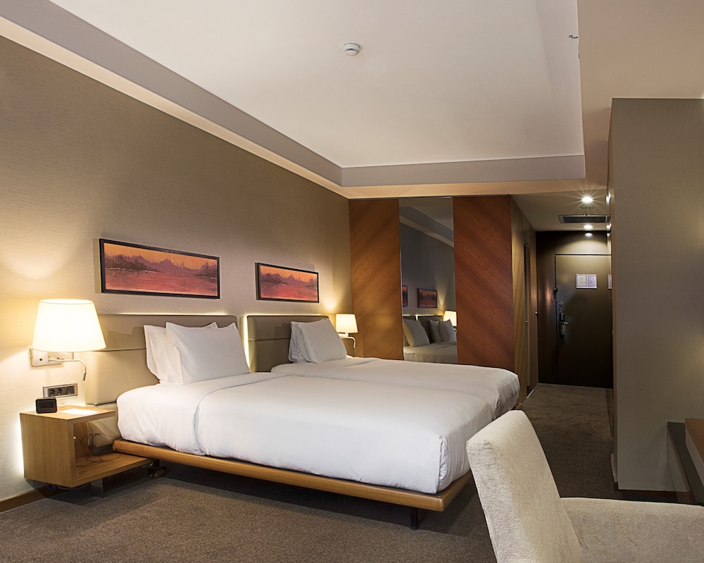 Doubletree By Hilton Istanbul Old Town — Hotel rooms in Istanbul, Istanbul