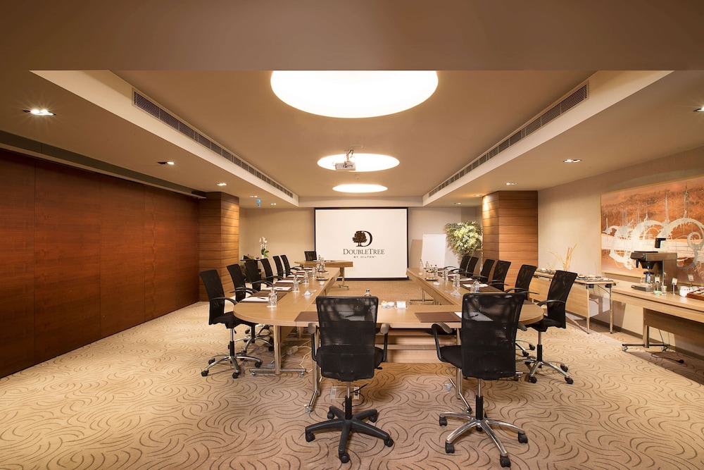 Doubletree By Hilton Istanbul Old Town — Hotel building in Istanbul, Istanbul