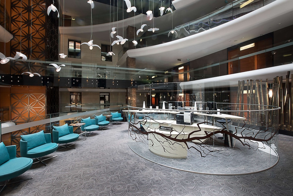 Doubletree By Hilton Istanbul Old Town — Hotel building in Istanbul, Istanbul