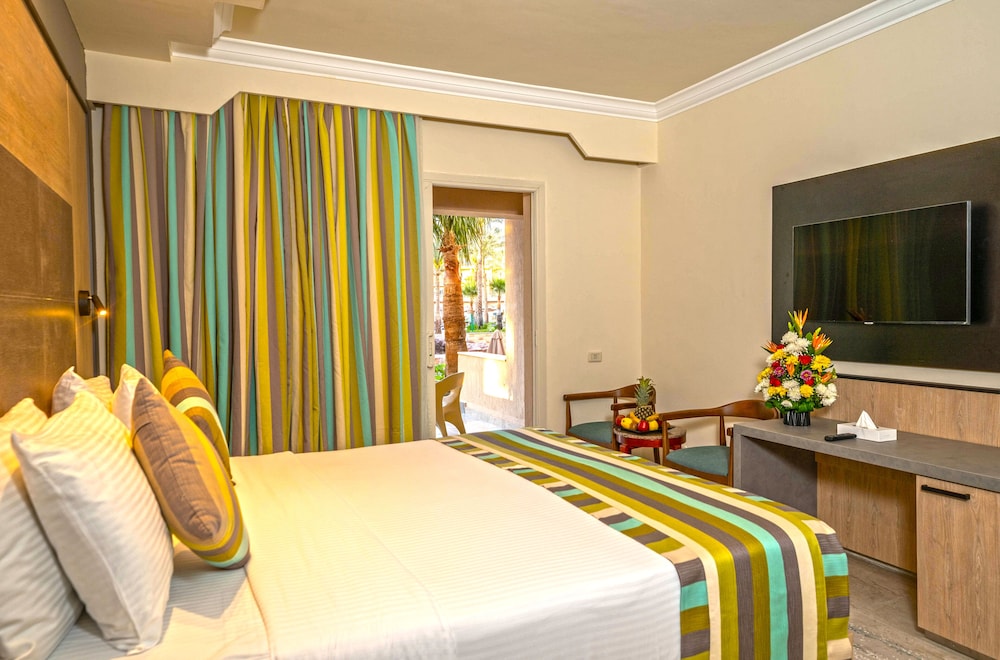 Xperience Kiroseiz Premier — Hotel rooms in Sharm El Sheikh, Red Sea