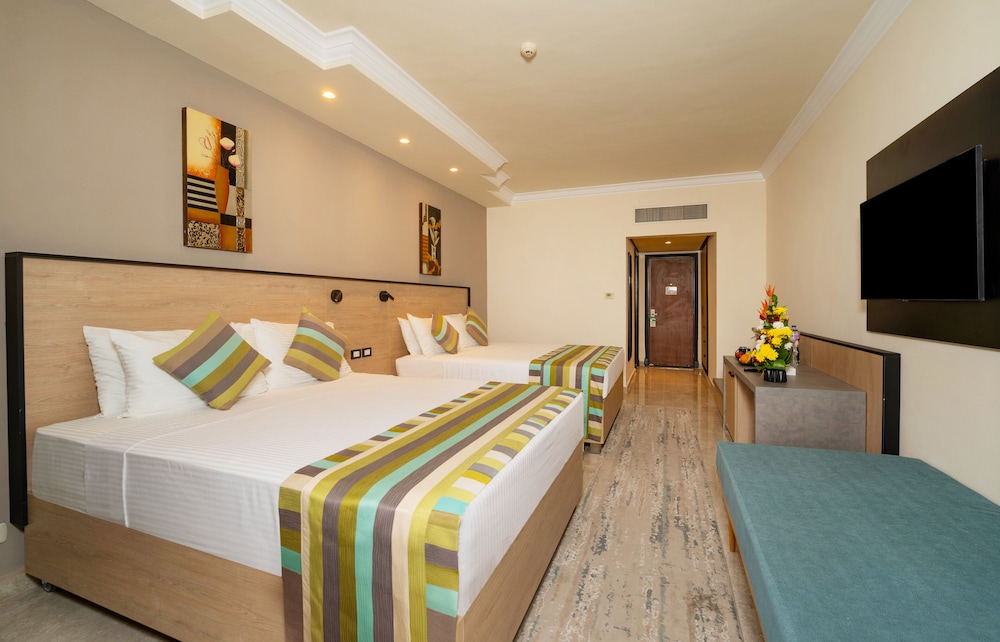 Xperience Kiroseiz Premier — Hotel rooms in Sharm El Sheikh, Red Sea