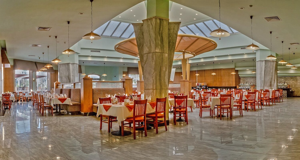 Xperience Kiroseiz Premier — Restaurant & bars in Sharm El Sheikh, Red Sea