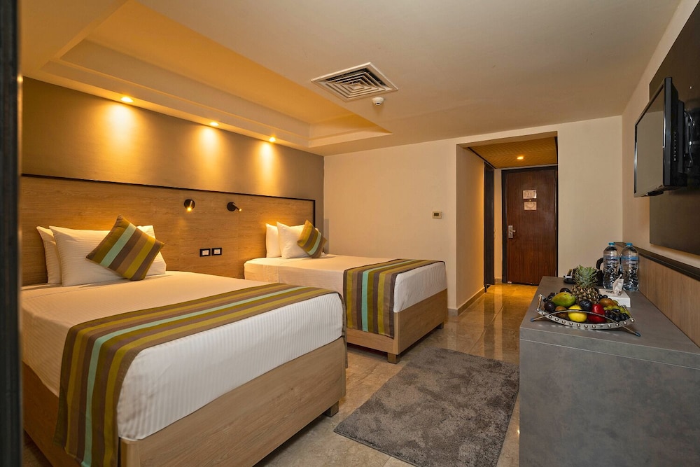 Xperience Kiroseiz Premier — Hotel rooms in Sharm El Sheikh, Red Sea