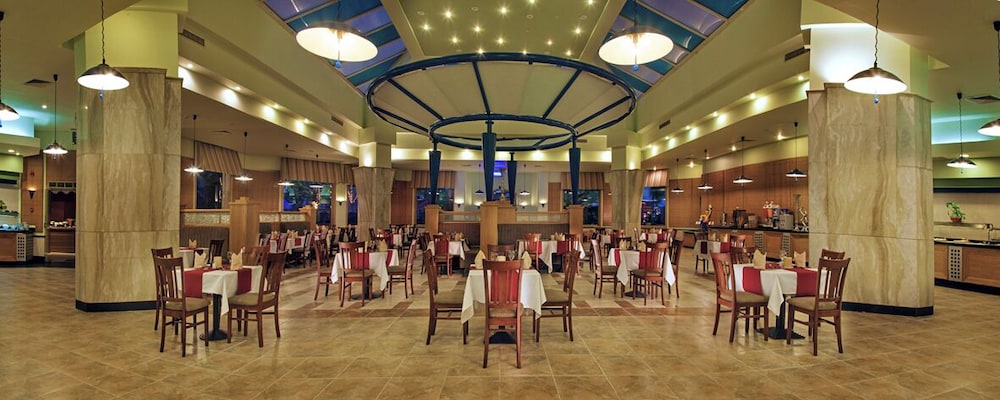 Xperience Kiroseiz Premier — Restaurant & bars in Sharm El Sheikh, Red Sea