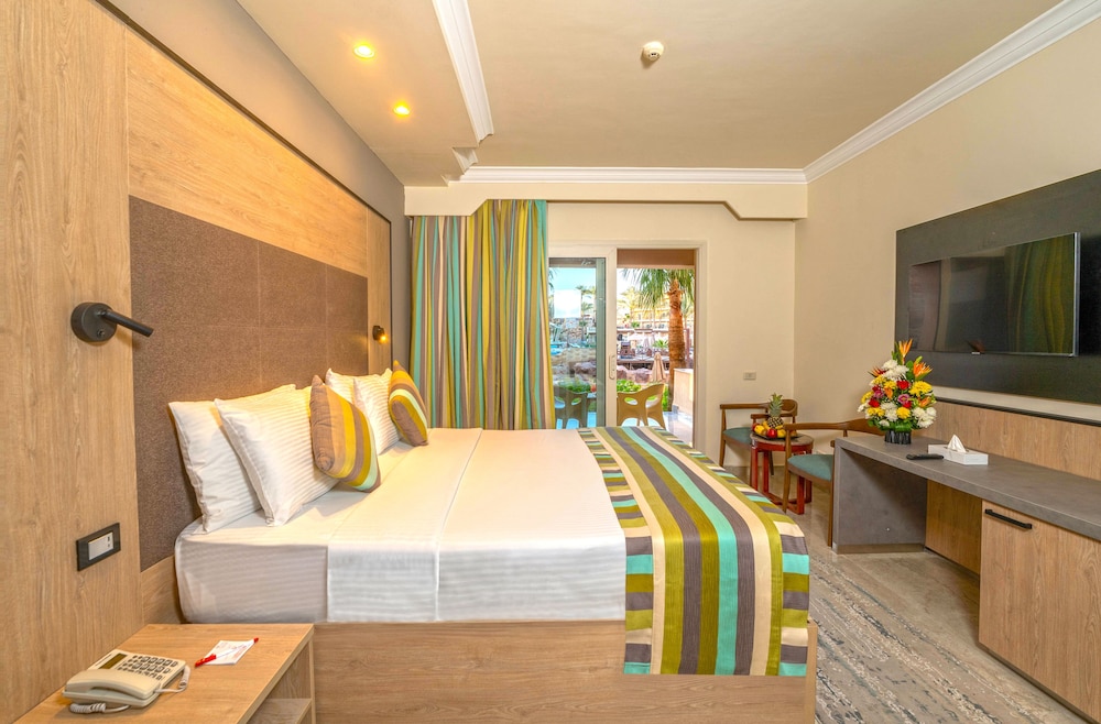 Xperience Kiroseiz Premier — Hotel rooms in Sharm El Sheikh, Red Sea