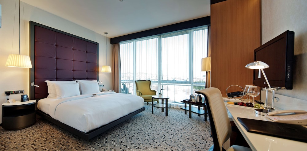 Doubletree by Hilton Istanbul Moda — Hotel rooms in Istanbul, Istanbul