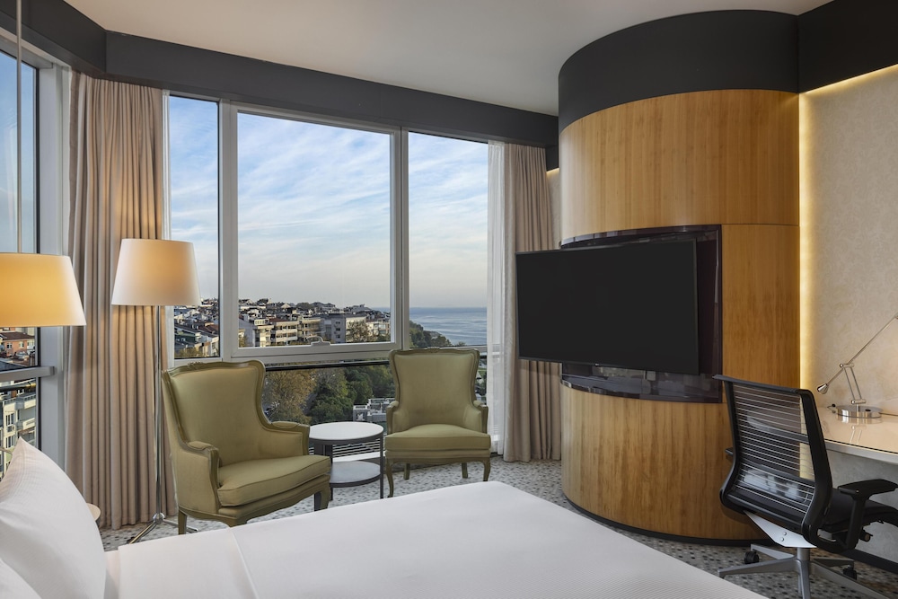 Doubletree by Hilton Istanbul Moda — Hotel rooms in Istanbul, Istanbul