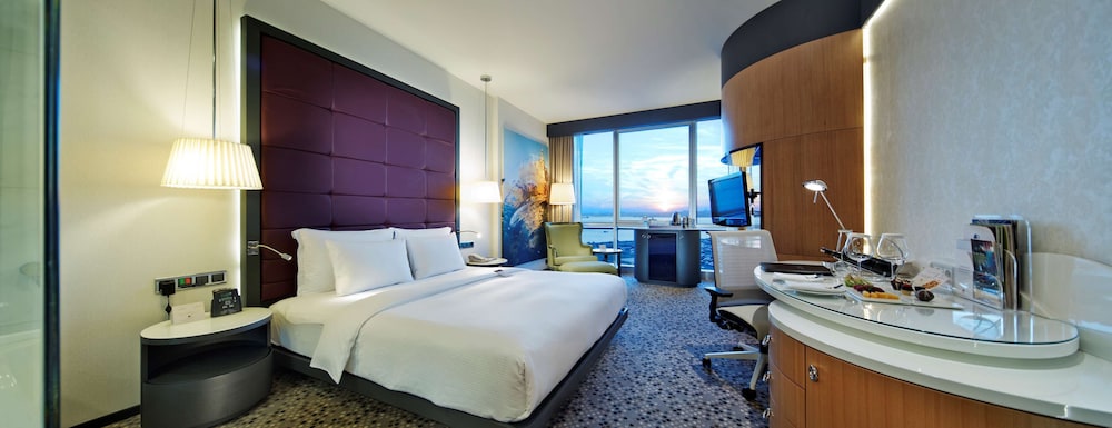Doubletree by Hilton Istanbul Moda — Hotel rooms in Istanbul, Istanbul